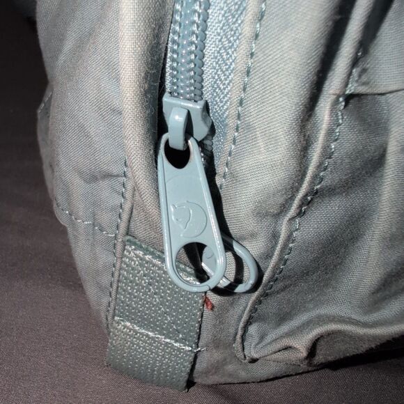 Fjallraven Kanken Mini Backpack Turquoise Teal School Hiking Everyday Outdoor ** - Picture 7 of 10